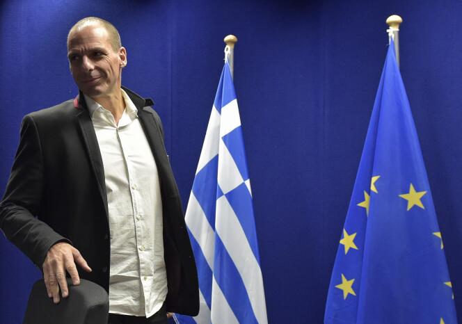 Le ministre des finances grec après une réunion de l'Eurogroupe, vendredi 20 février.
