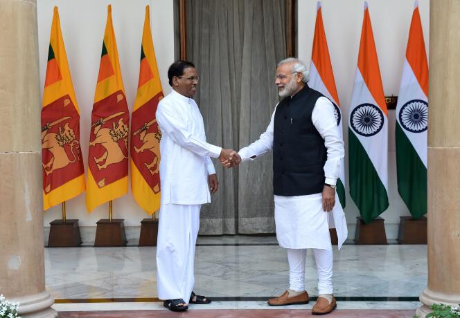 Narendra Modi (à droite) et le président du Sri Lanka, Maithripala Sirisena, le 16 février, à New Delhi.