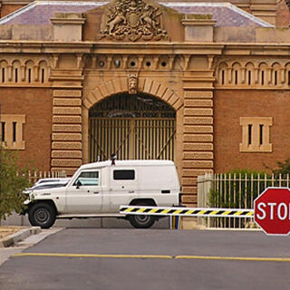 La prison de Goulburn, en Australie, peut expulser les visiteurs parlant une autre langue que l'anglais.