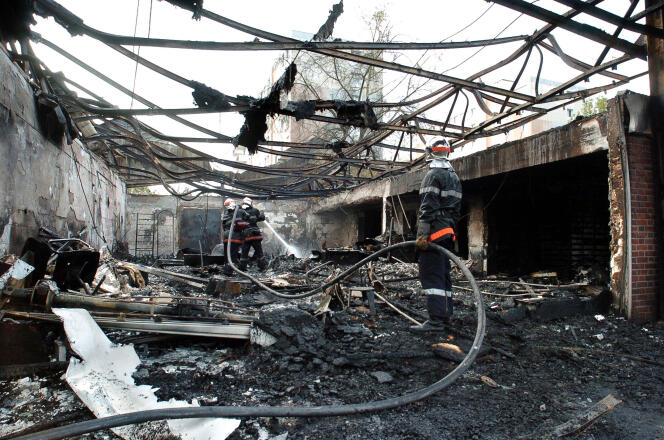 A Evreux, un entrepôt avait pris feu le 6 novembre 2005, quelques jours après la mort de Zyed Benna et Bouna Traoré à Clichy-sous-Bois.