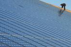 « Cette entorse à une rationalité en trompe l’œil, qui voudrait réserver le solaire photovoltaïque au pourtour méditerranéen, n’a rien d’original. Elle existe de longue date pour l’éolien » (A Weinbourg, Bas-Rhin, des panneaux d'un parc photovoltaïque, en 2008).