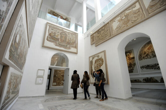 L'une des salles de mosaïques du Musée du Bardo, à Tunis, en mai 2012.