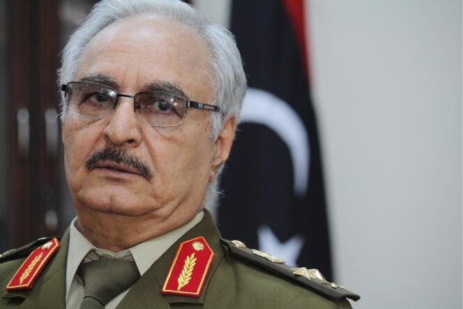 Le général Khalifa Haftar, dans son fief de Marj, à l’est de Benghazi, le 18 mars.