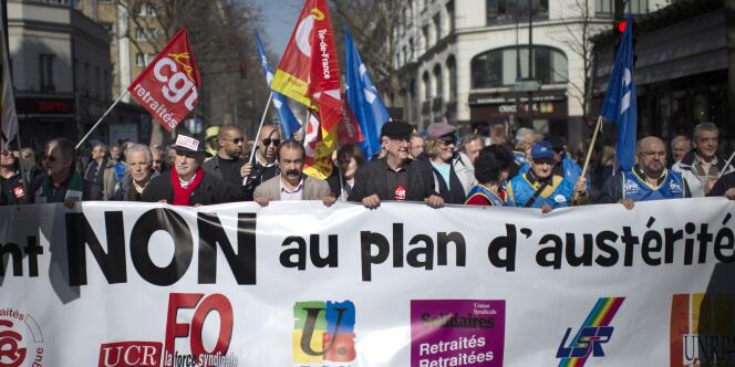 Lors d'une manifestation intersyndicale, le 17 mars à Paris. 