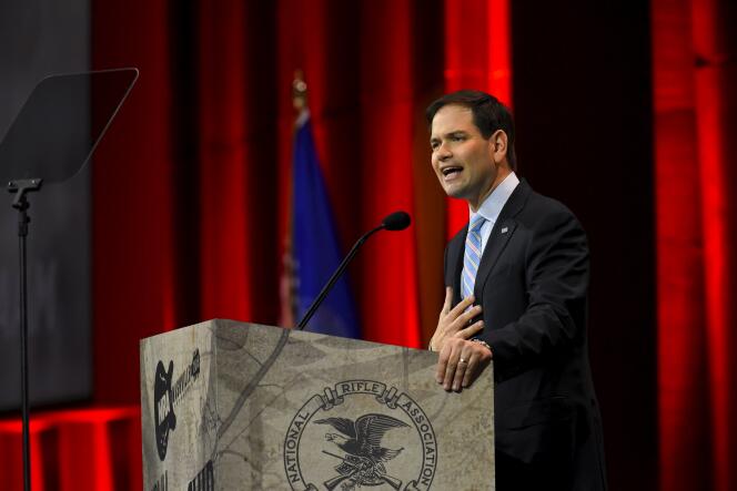 Le sénateur Marco Rubio, ici devant la conférence annuelle de la National Rifle Association, le 10 avril à Nashville, Tennessee, devait se déclarer officiellement candidat à l'investiture républicaine lundi 13 avril.