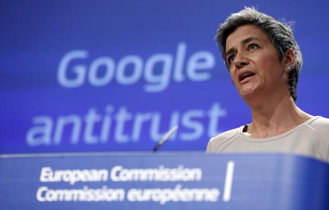 Margrethe Vestager, la commissaire à la concurrence, lors d’une conférence de presse concernant le moteur de recherche de Google, en avril 2015 à Bruxelles.