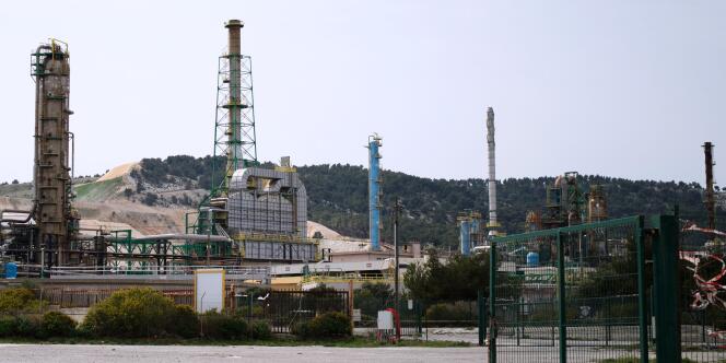 La raffinerie de Total à La Mède, dans les Bouches-du-Rhône, le 16 avril.