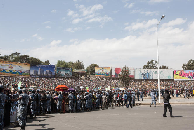 Manifestants contre l'Etat islamique rassemblés sur la place Meskal, au centre d'Addis Abeba, le 22 avril.