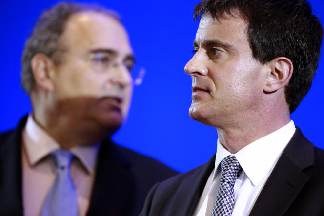 Le président du conseil exécutif de Corse, Paul Giacobbi et Manuel Valls, à Ajaccio, en 2013.