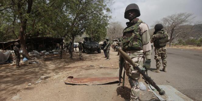 Lancée à l'attaque du principal repaire du groupe islamiste dans le nord-est du pays, l'armée nigériane affirme avoir libéré quelque 500 otages des mains de Boko Haram.