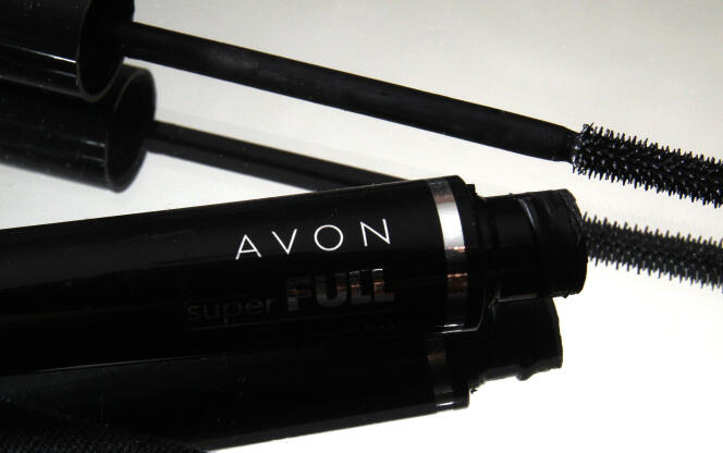 L'entreprise américaine Avon est spécialisée dans les cosmétiques vendus en porte-à-porte.