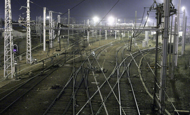 Voies ferrées près de la gare de Bordeaux-Saint-Jean en novembre 2006.