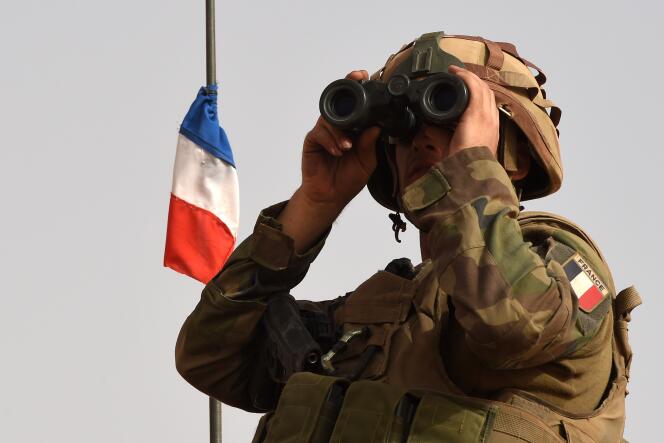 One hundred soldiers from Operation Barkhane were targeted in Niger and Burkina Faso in November 2021, in a sign of anti-French sentiment and resentment linked to the deteriorating security situation.