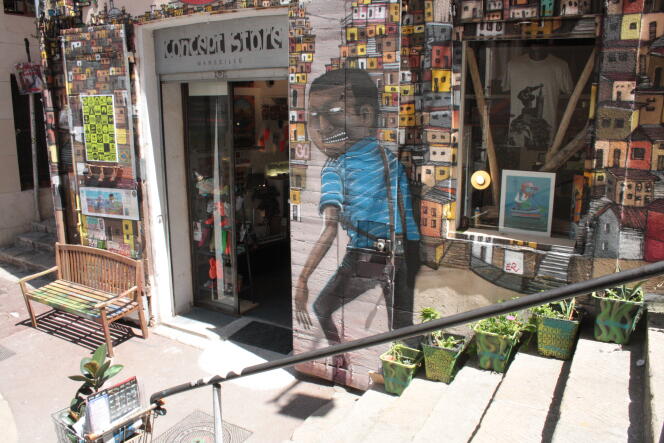 Concept Store dédié au street-art dans le Panier à Marseille.