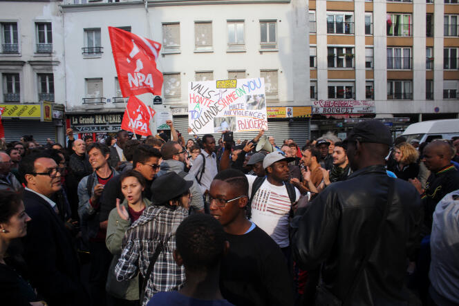 Mardi 9 juin, les manifestants ont marché rue Pajol, notamment pour donner du courage à ceux qui ont passé la nuit en rétention administrative à Vincennes ou au Mesnil-Amelot et sont parfois déjà passés devant le juge.