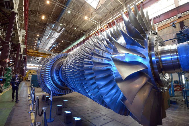 Turbine à gaz dans l'usine General Electric, à Belfort.