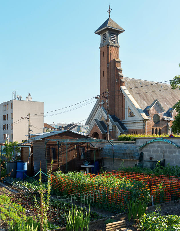 Eglise, école, logements sociaux… Le quartier Bernard de Jussieu-Petits-Bois, à Versailles, s’est bâti autour des jardins familiaux.