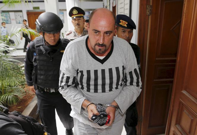Le condamné à mort français Serge Atlaoui arrive pour son contrôle judiciaire au tribunal de district de Tangerang, dans la province de Banten, sur cette photo d’archive datée du 1ᵉʳ avril 2015. 