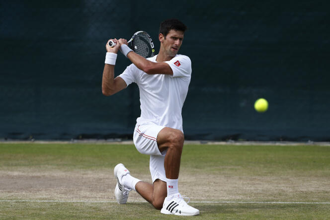 Novak Djokovic à l'entraînement, avant le début de l'édition 2015 de Wimbledon.