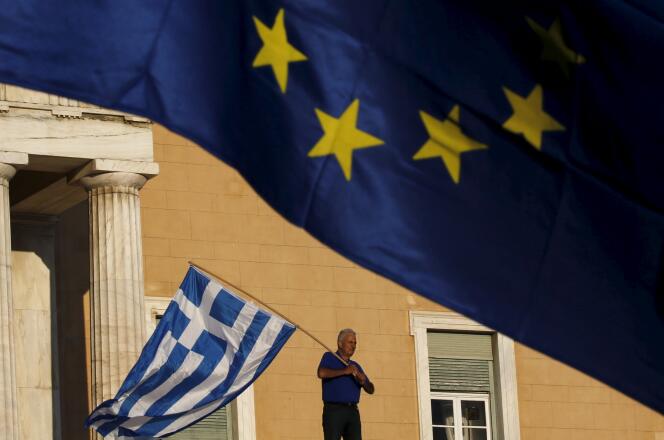 Devant le Parlement grec, à Athènes, le 22 juin.
