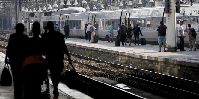 La SNCF ha puesto en circulación 2.300 trenes para este fin de semana de salidas vacacionales.