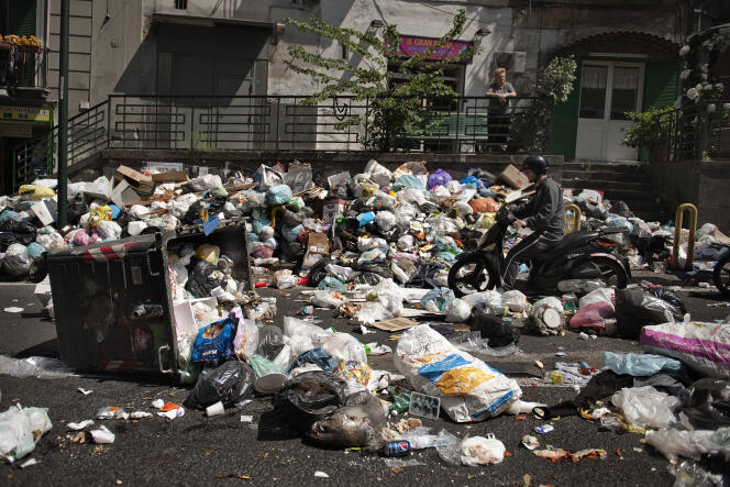 L'Italie condamnée pour son échec à mettre en place une gestion efficace des déchets à Naples.