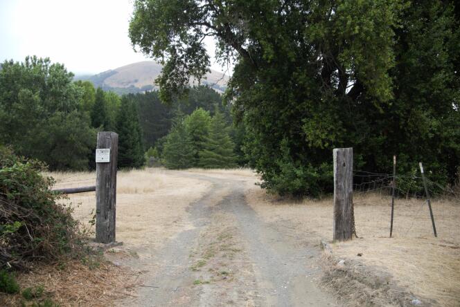 L'entrée actuelle de Grady Ranch. Sur une superficie totale de 420 hectares, 323 sont ouverts au public pour la randonnée. Le lotissement que veut construire M. Lucas le sera sur 21 hectares.