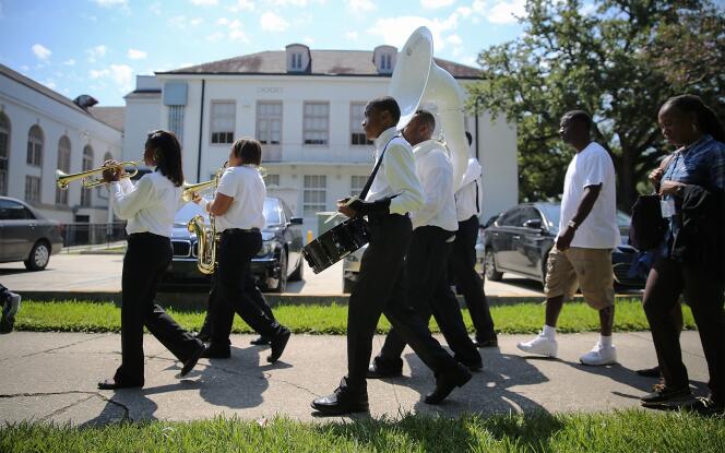 Des musiciens lors d'un enterrement à La Nouvelle-Orléans, le 28 août 2015.