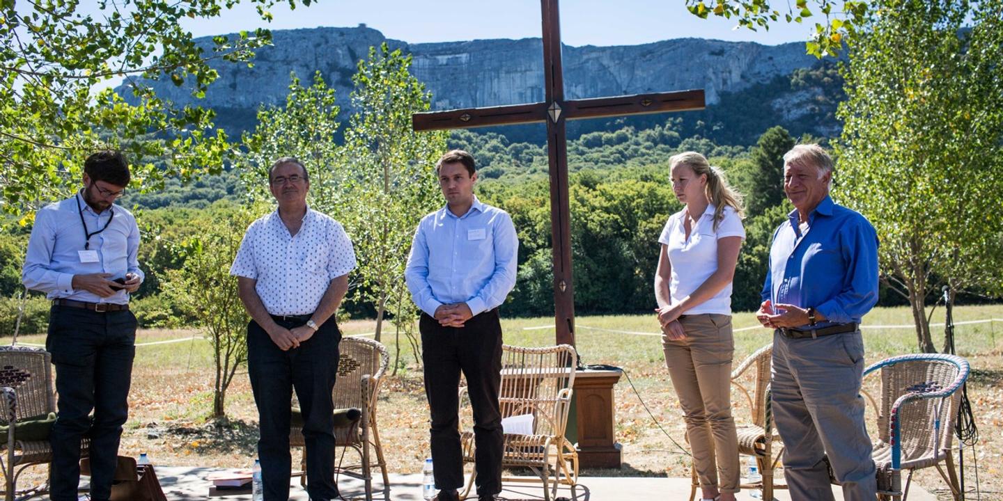 Dans le Var, Marion Maréchal-Le Pen courtise les catholiques