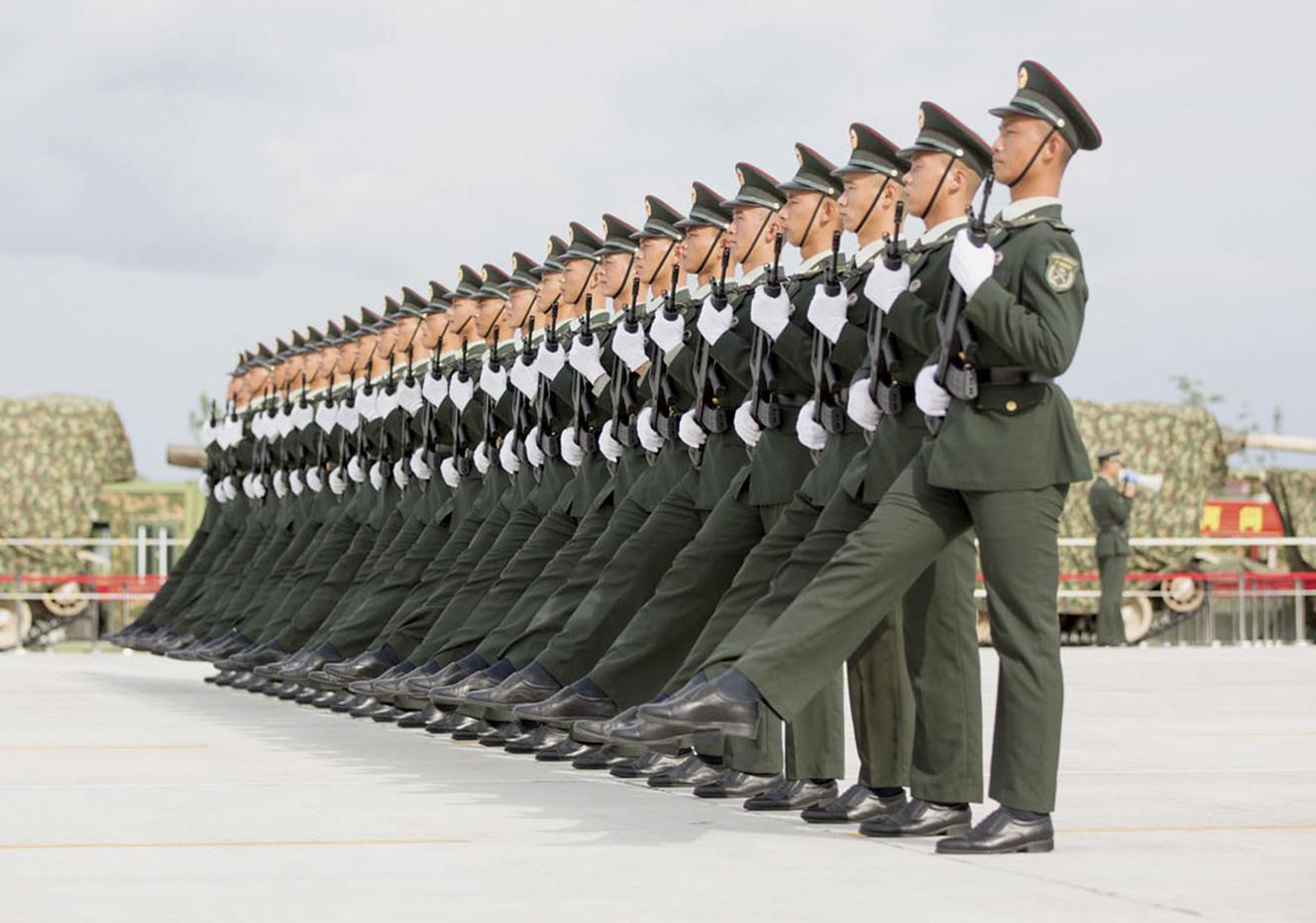 Avant la grande parade militaire, Pékin sous haute surveillance