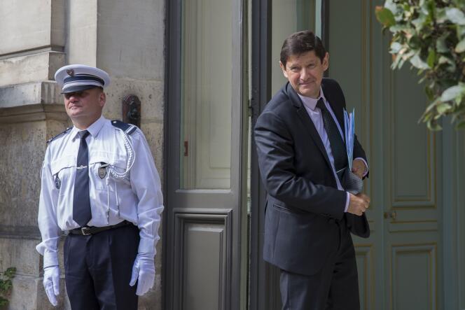 Patrick Kanner, ministre de la Ville, au ministère de l'intérieur, à Paris, le 2 septembre.