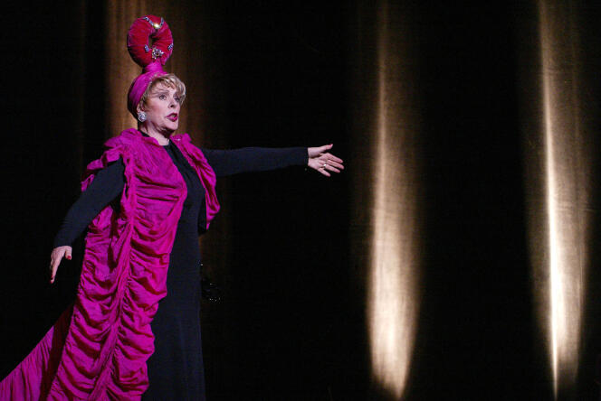 Sylvie Joly, le 27 mai 2002, au Théâtre du Palais-Royal, à Paris, lors d'un filage de son spectacle « Les Best of ».