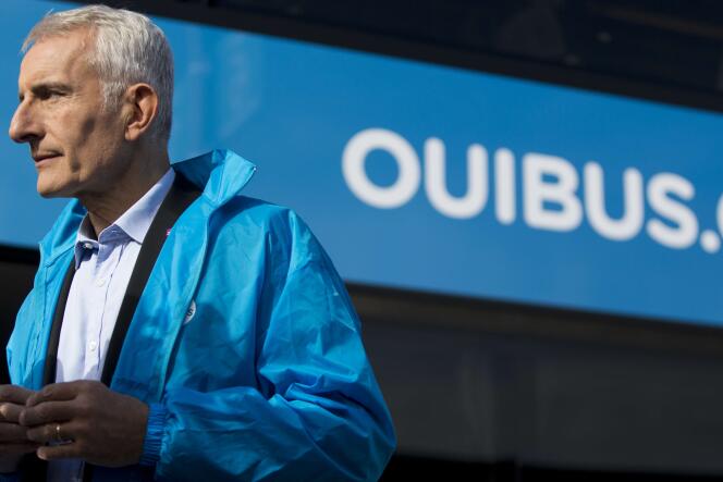 Le PDG de la SNCF, Guillaume Pepy, à la gare routière de Bercy, à Paris, pour le lancement officiel de l'offre Ouibus, le 4 septembre