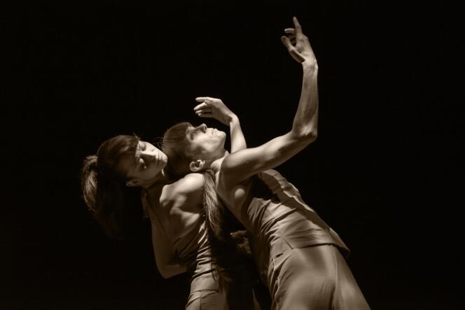 Sylvie Guillem et Emanuela Montanari (Ballet de La Scala) dans la chorégraphie 