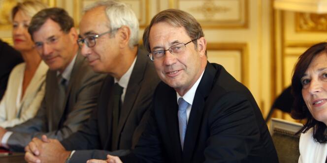 Jean-Denis Combrexelle à Matignon lors de la présentation de son rapport au premier ministre, le 9 septembre.