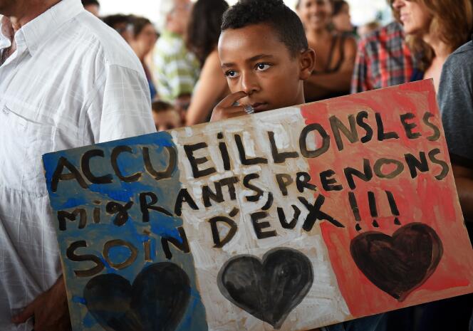Manifestation à Marseille dimanche 13 septembre en faveur de l'accueil des réfugiés.