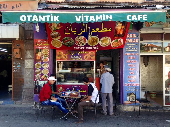 Le restaurant syrien tenu par Amar, venu d'Alep, à Izmir.