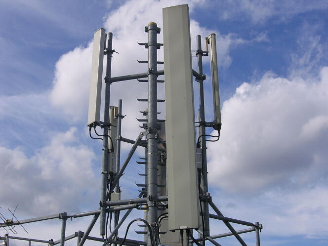 Antenne-relais du réseau GSM.