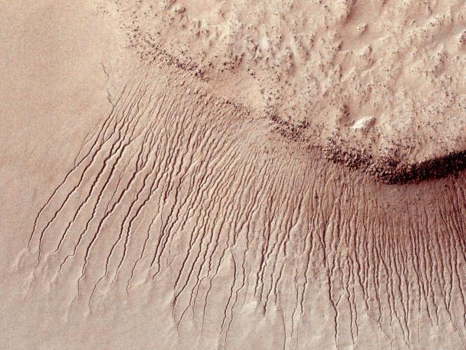 Une portion de la surface de Mars observée par la NASA.