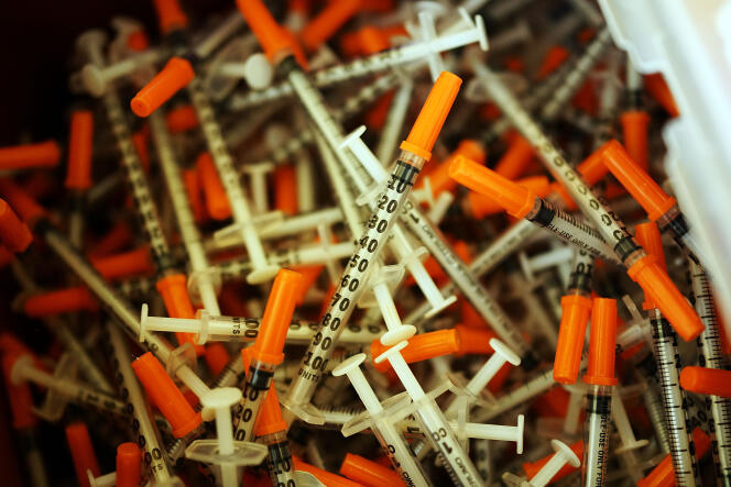 Des seringues utilisées pour s'injecter de l'héroïne par des personnes dépendantes, suivies dans une clinique du Vermont.