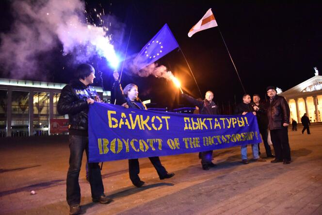 Manifestation d'opposants à Loukachenko à Minsk dimanche 11 octobre.