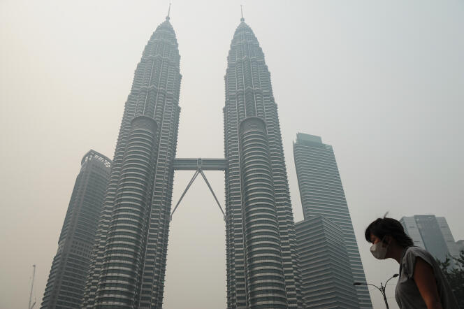 Les deux tours Petronas à Kuala Lumpur en septembre 2015.