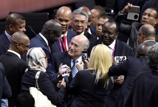 Sepp Blatter, après sa réélection pour un 5ème mandat à la présidence de la FIFA, le 29 mai 2015.