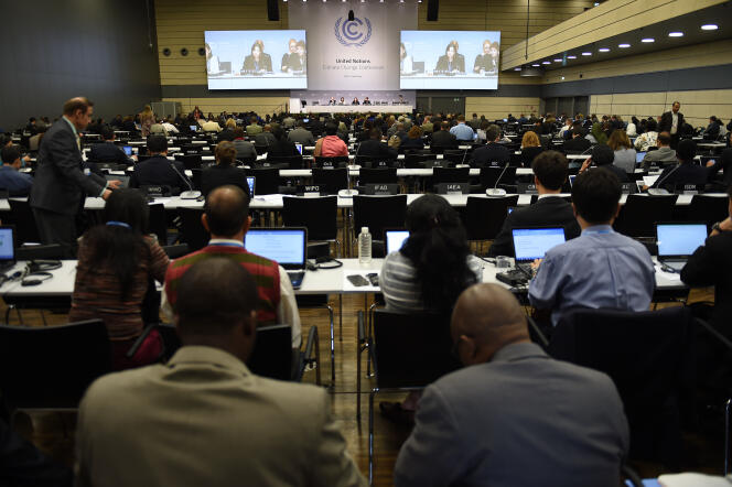 Les délégués lors d'une réunion préparatoire à Bonn, en Allemagne, le 1er juin 2015.