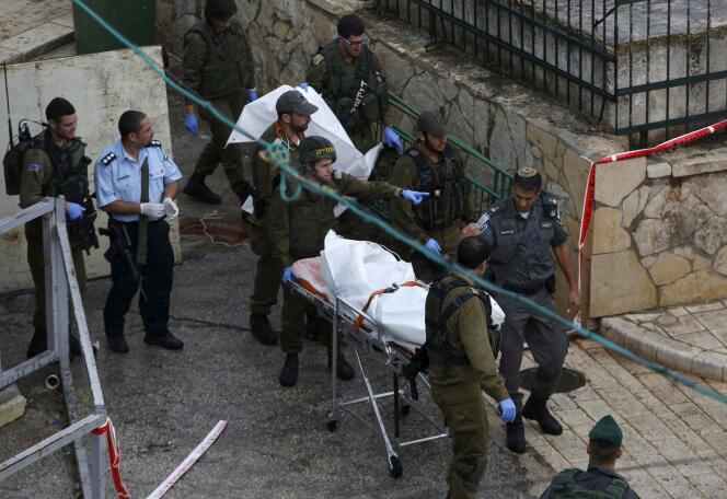 Une Palestinienne a été tuée par balle près du tombeau des Patriarches à Hébron, le  25 octobre.