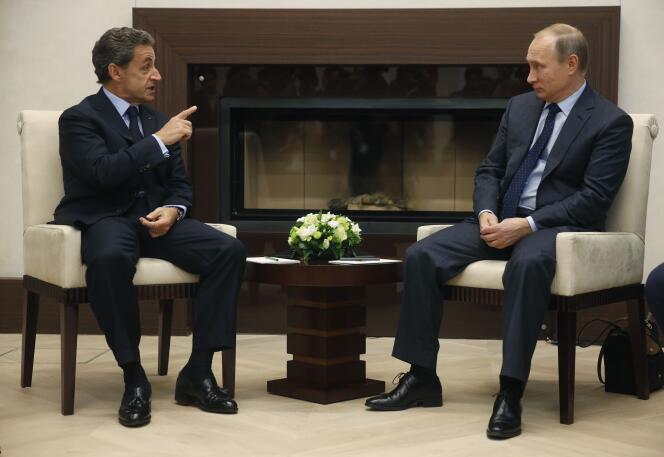 Rencontre entre Nicolas Sarkozy et Vladimir Poutine, à Moscou, le 29 octobre 2015.