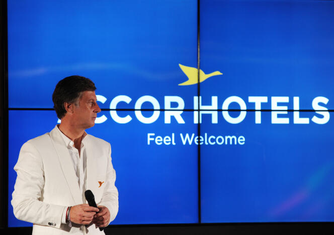 Devenu PDG du groupe hôtelier en août 2013, Sébastien Bazin part à l’offensive : en reprenant les 125 hôtels de FRHI, doublerait sa taille
