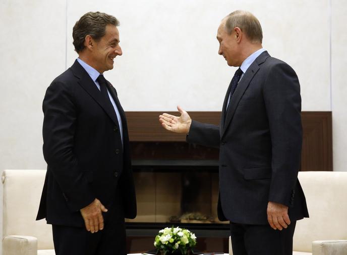 A Moscou M Sarkozy Met En Cause La Diplomatie Francaise
