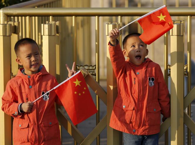 A partir du 1er janvier, la Chine abandonne officiellement la politique de l’enfant unique, mise en place en 1979 par Deng Xiaoping, trois ans après la mort de Mao.