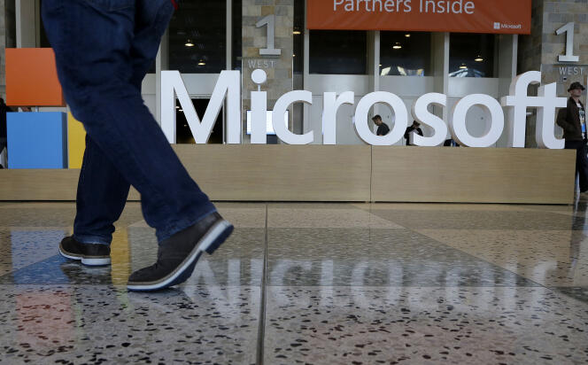 Deux modérateurs de Microsoft, confrontés à des images violentes, affirment avoir été mal préparés et mal accompagnés par l’entreprise.